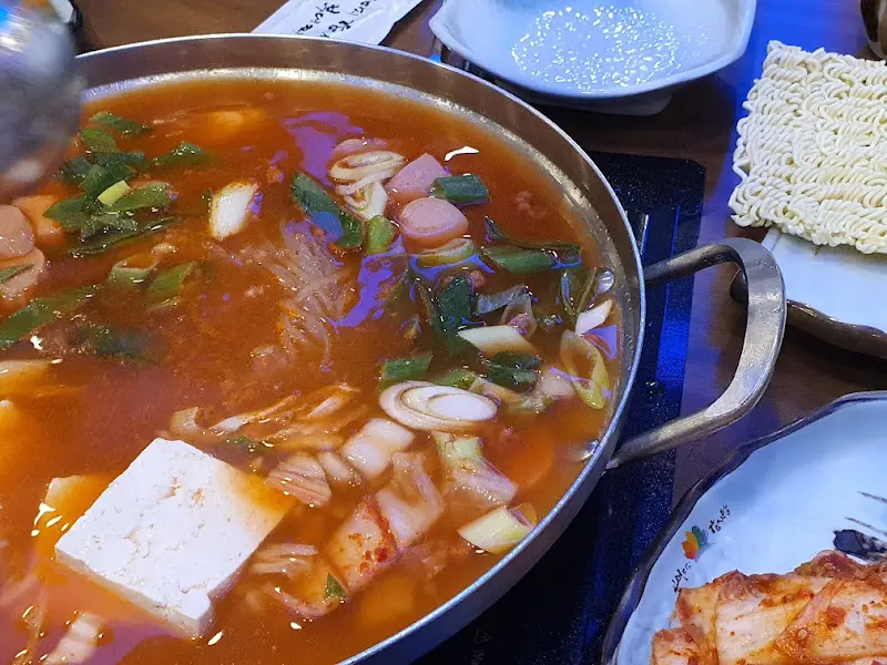 부대찌개