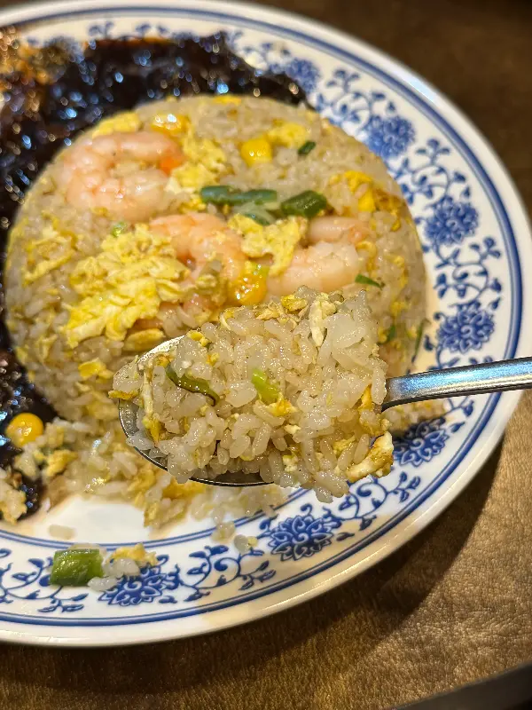 볶음밥 한 숟갈