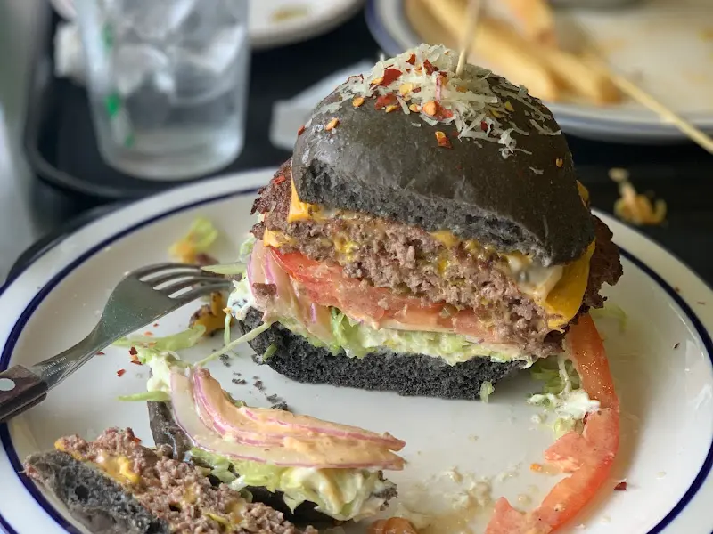 모리스 버거 단면