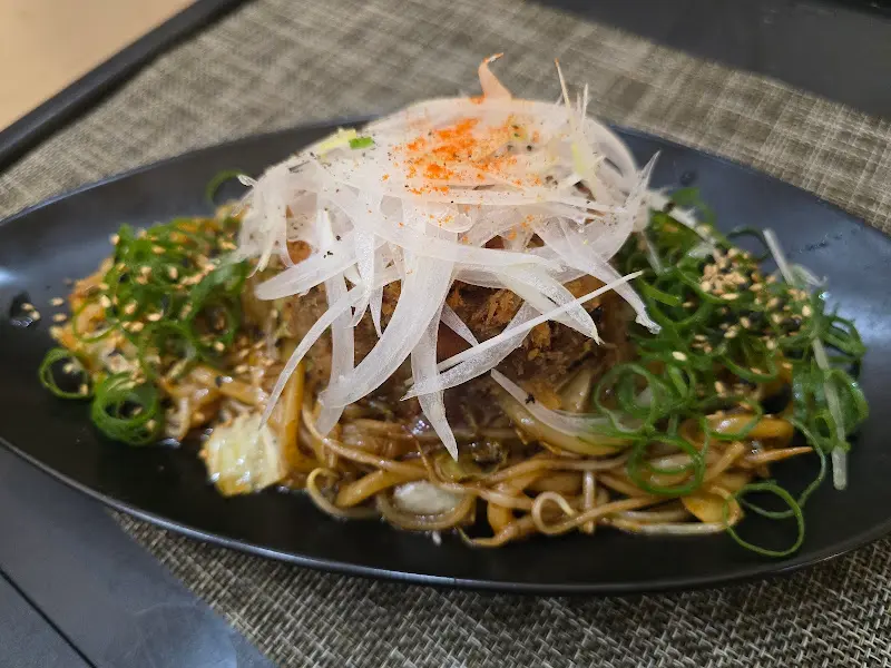 매운 우동 함박