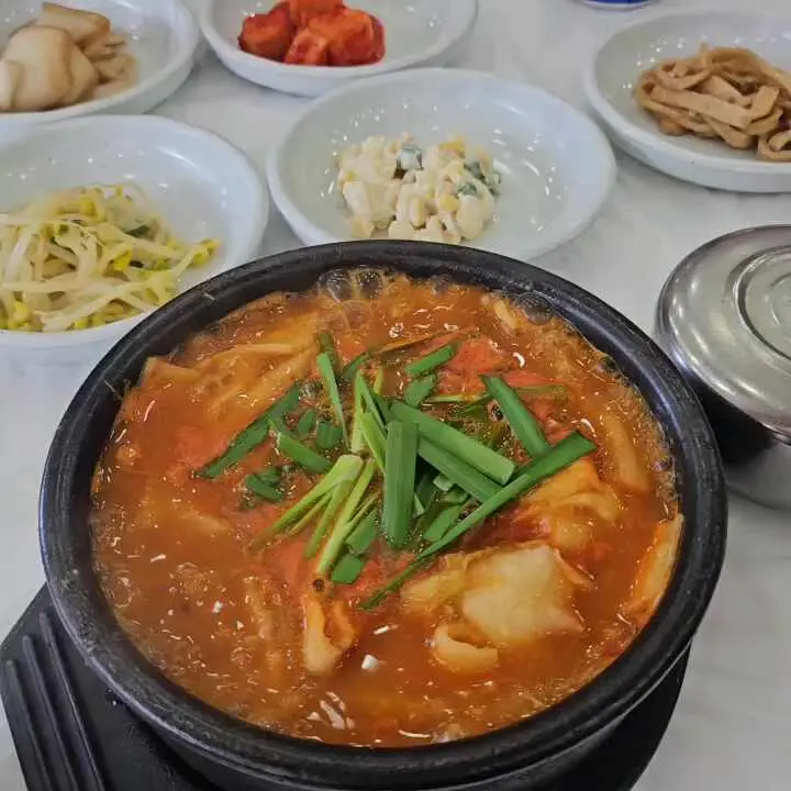 본가어탕 어탕수제비 클로즈업