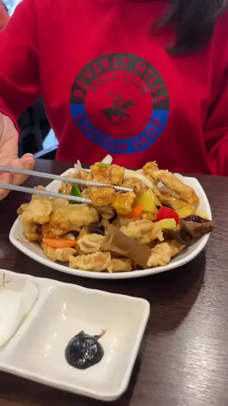 개화반점 탕수육 단면