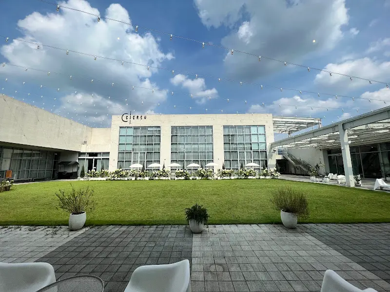 파티가든 이안 외관