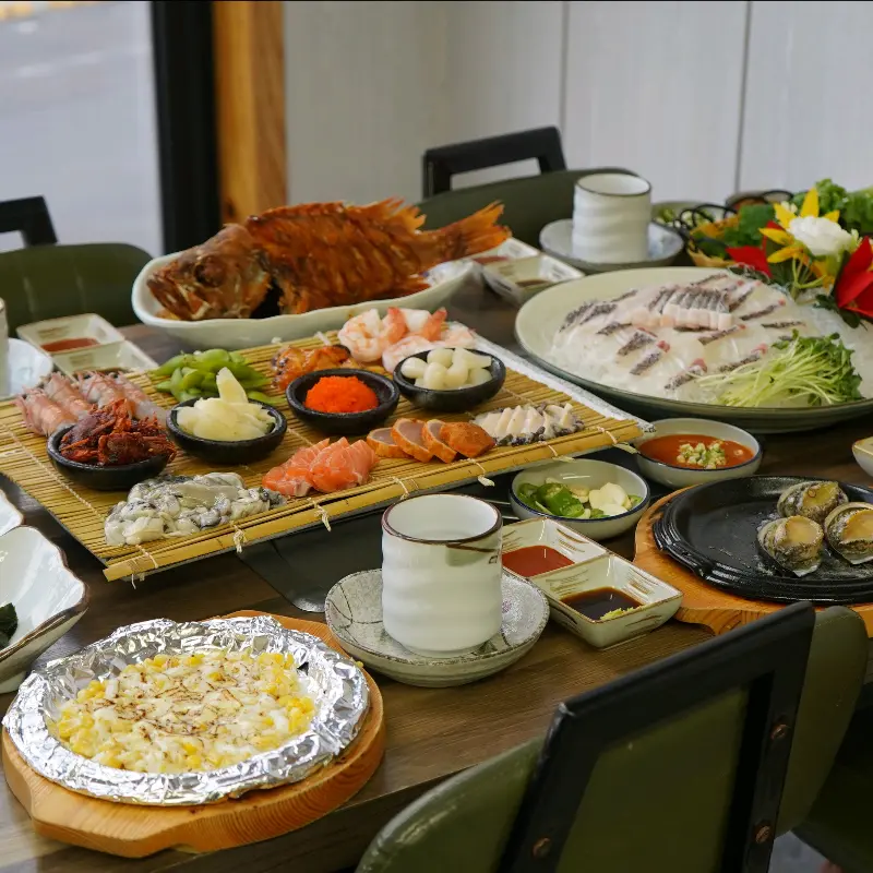 황돔회와 스끼다시 한 상 차림