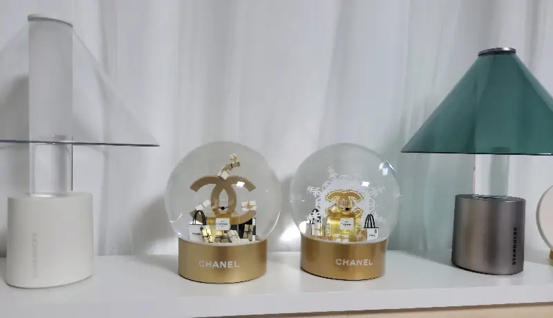 카페 내부 인테리어