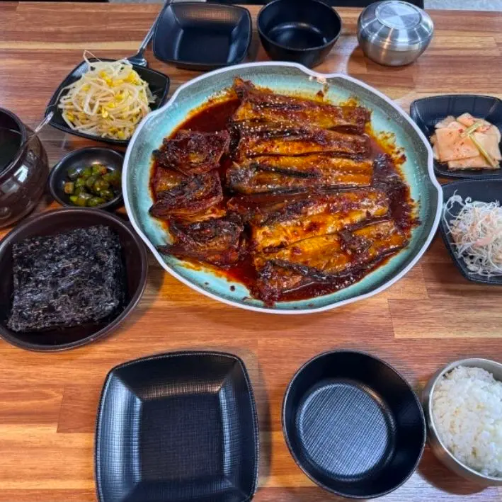 매콤명태조림 한상차림