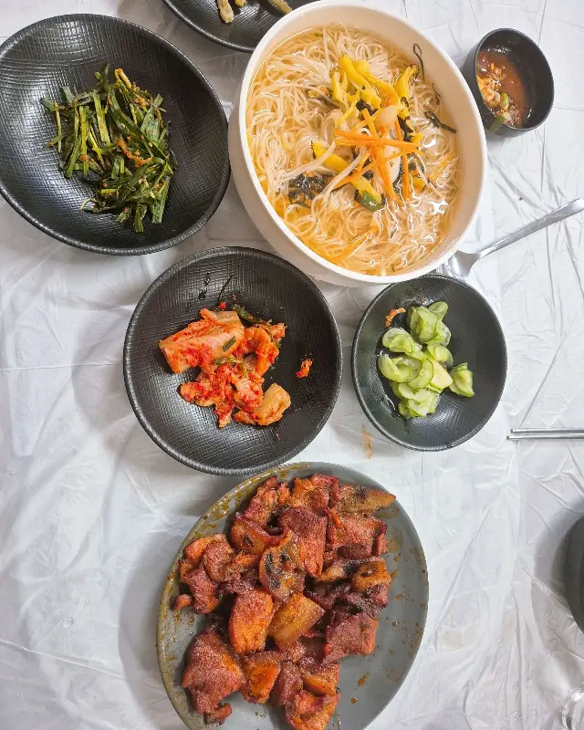 푸짐한 한 상 차림