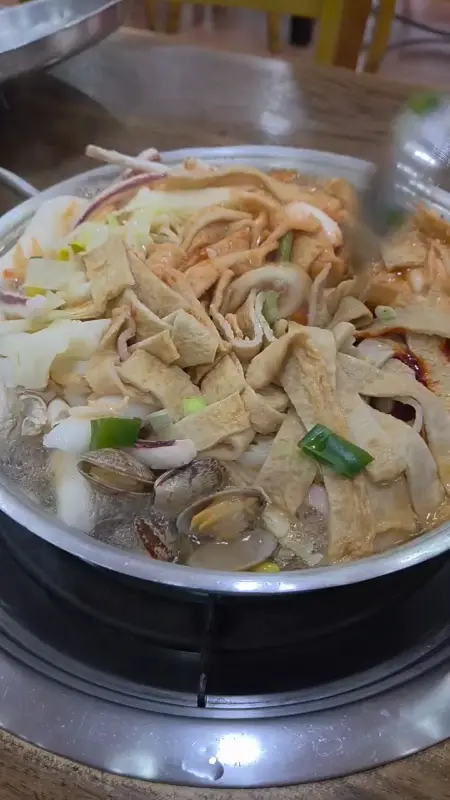 해물이 듬뿍 들어간 떡볶이