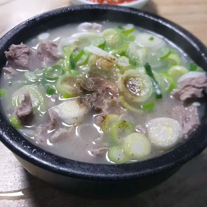 돼지국밥 클로즈업