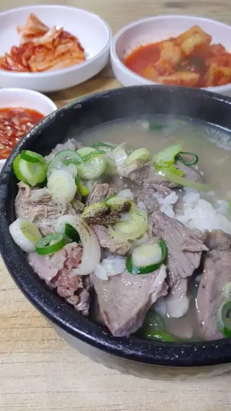 김치, 깍두기와 함께