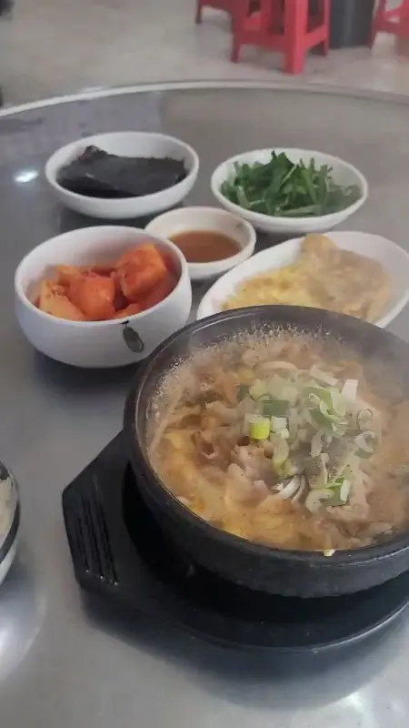 선지국밥 한 상 차림