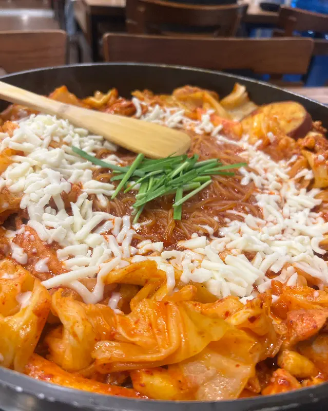 녹아내리는 치즈