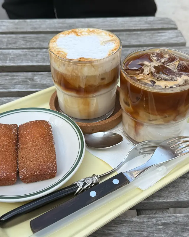 피스라떼와 휘낭시에