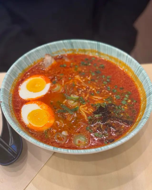 매콤한 라유 파이탄 라멘