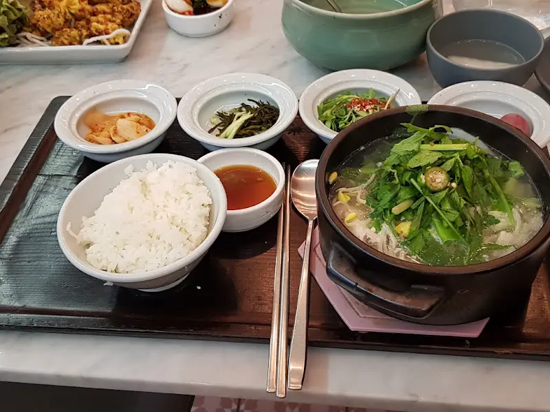 깔끔한 1인 상차림