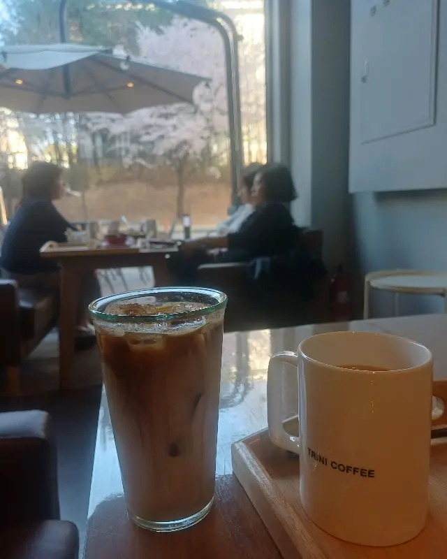 커피와 함께 즐기는 여유