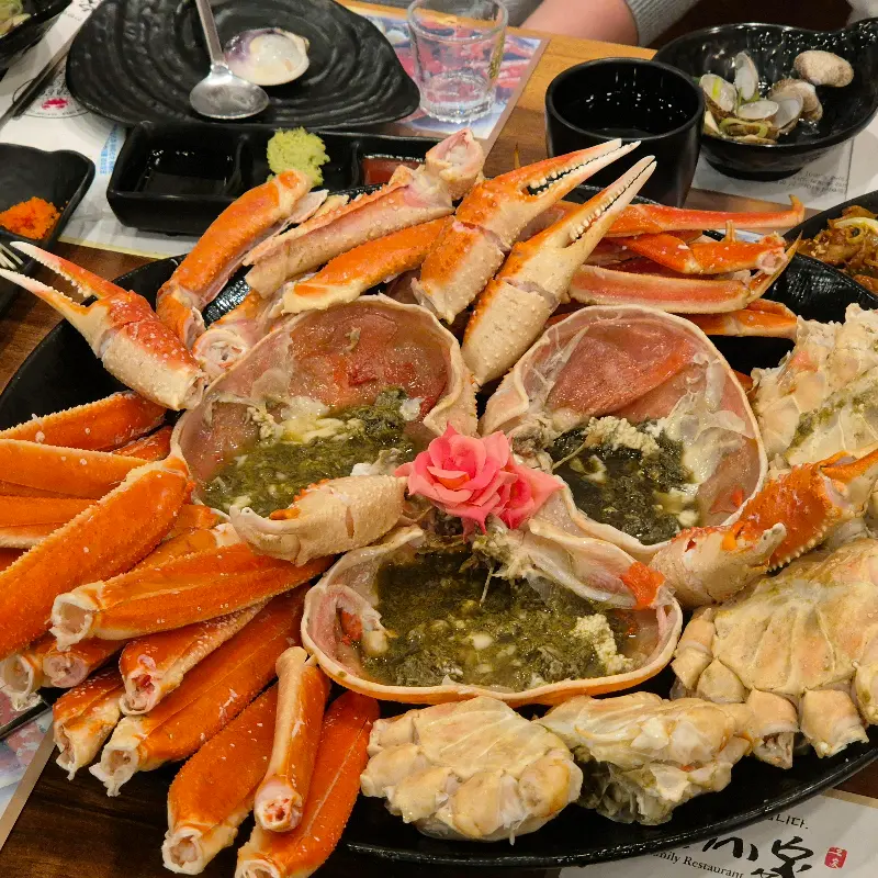 푸짐한 대게 한 상 차림