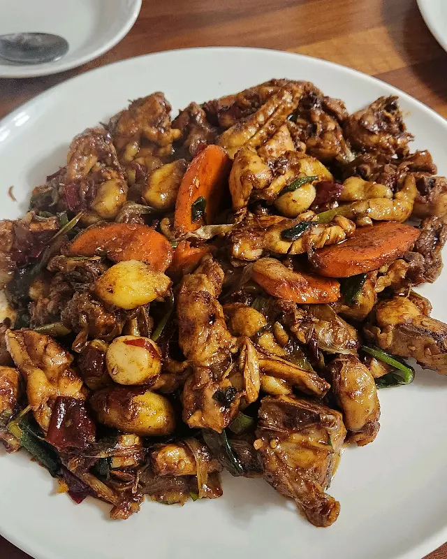 푸짐한 닭 요리