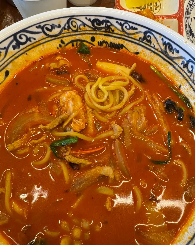 해산물이 듬뿍 들어간 짬뽕
