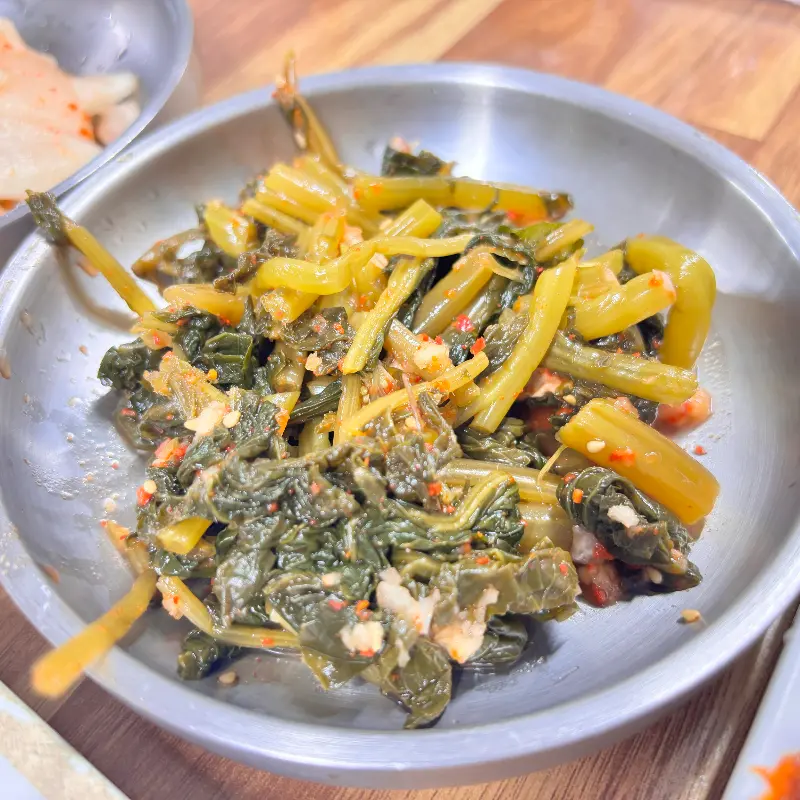 보기만 해도 입맛을 돋우는 열무김치