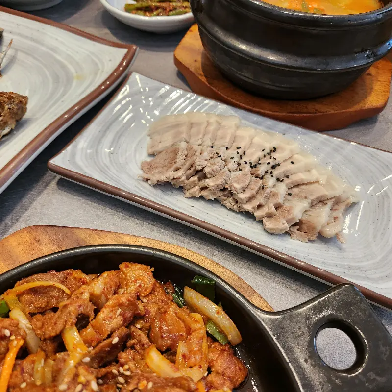 푸짐한 한 상 차림