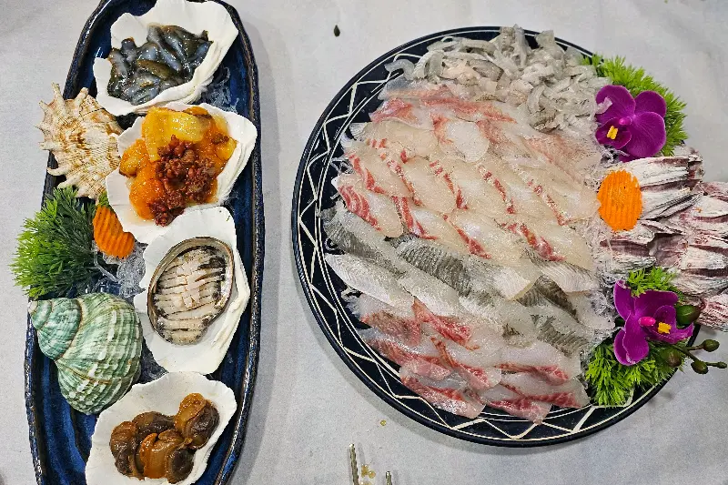 싱싱한 해산물 모둠