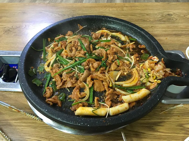 매콤달콤한 양념오리구이