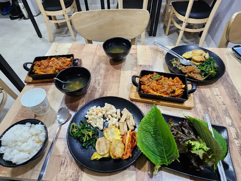 푸짐한 한 상 차림