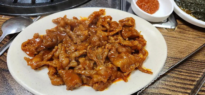 매콤달콤 닭발의 향연