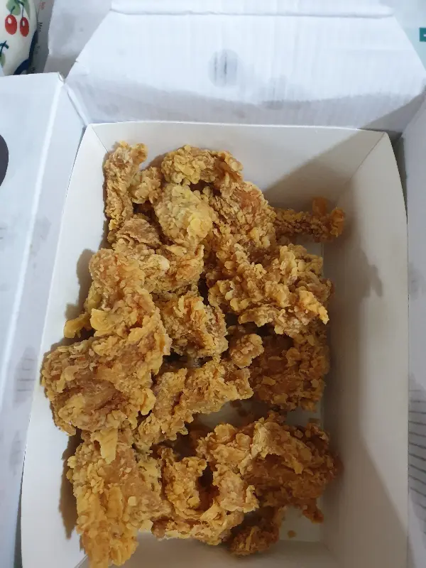 맘스터치 치킨 포장