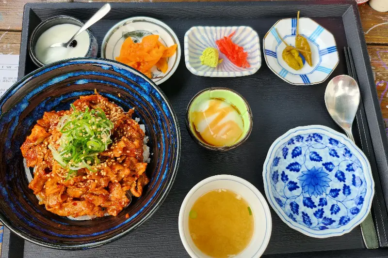 정갈한 한 상 차림