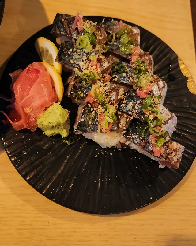 고등어 봉초밥 근접샷