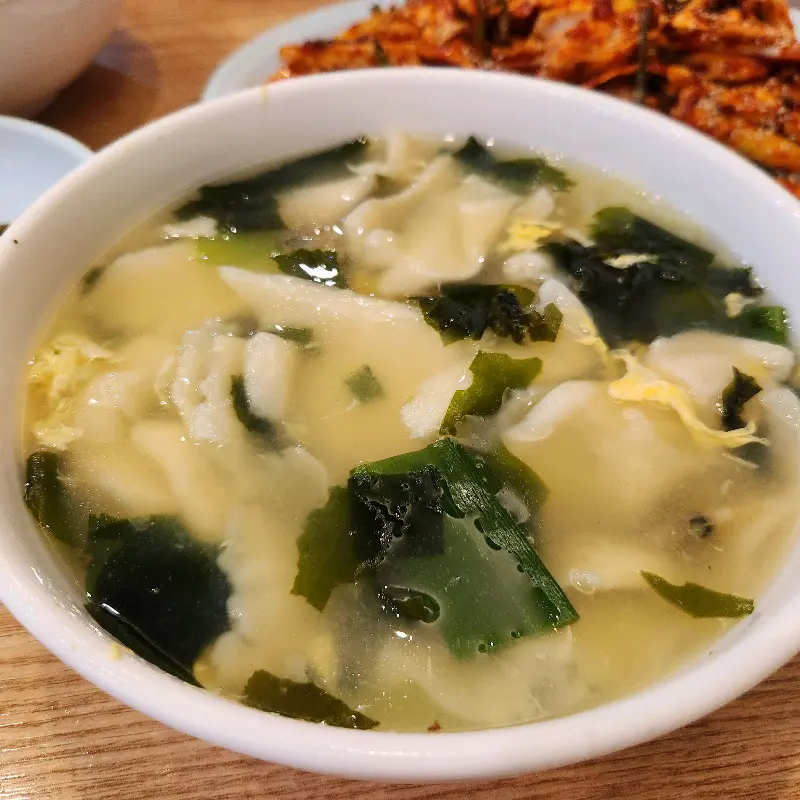 수제비 확대 사진