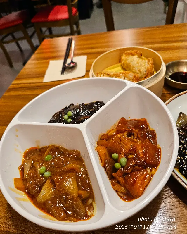 미몽의 삼색 짜장