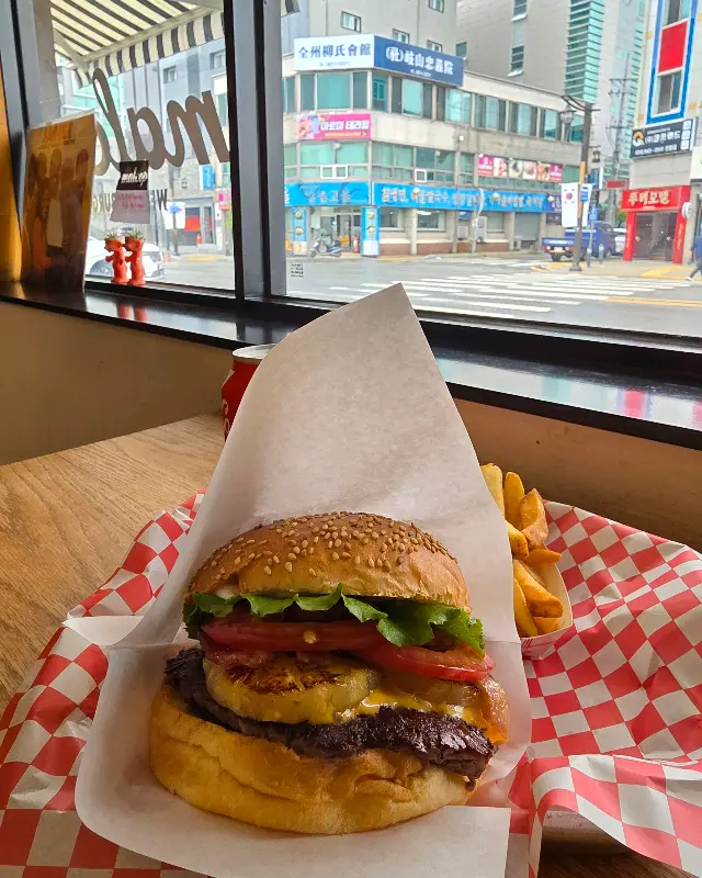 말콥버거 하와이안 버거