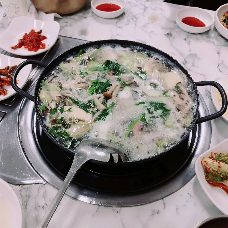 맛깔스러운 밑반찬