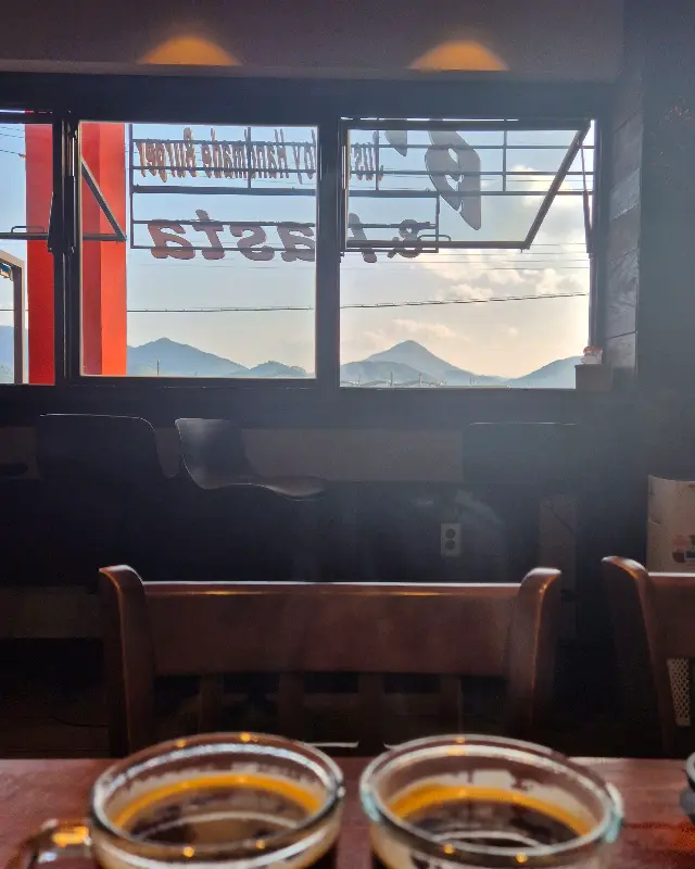 하만스 버거 내부