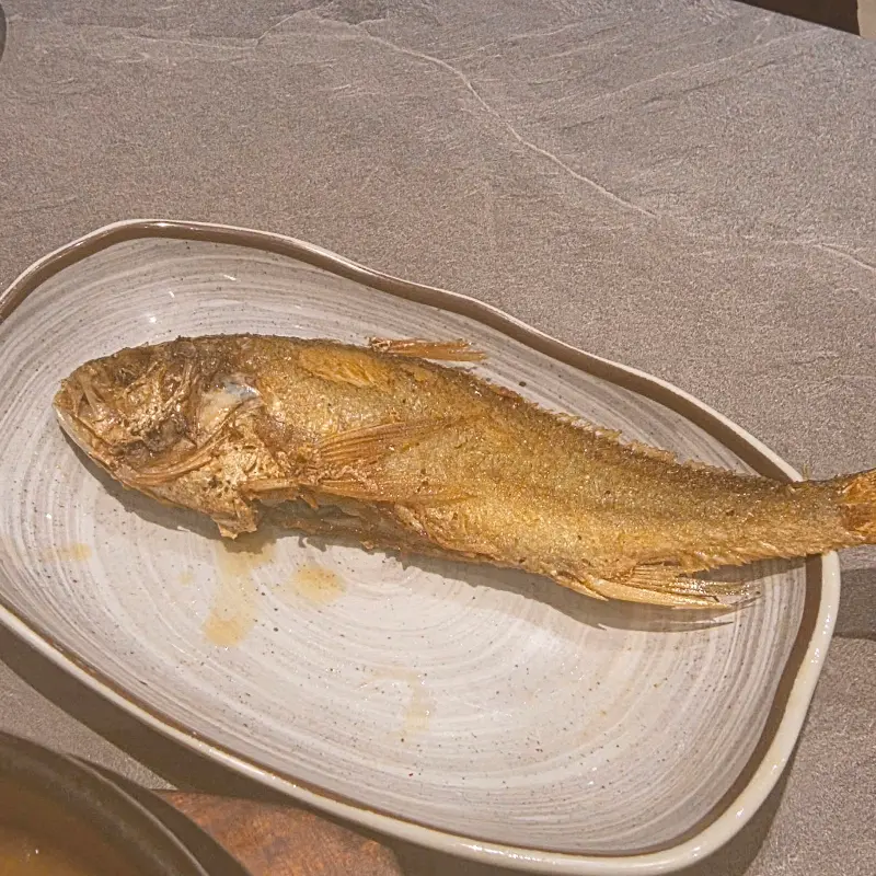 겉은 바삭하고 속은 촉촉한 생선구이