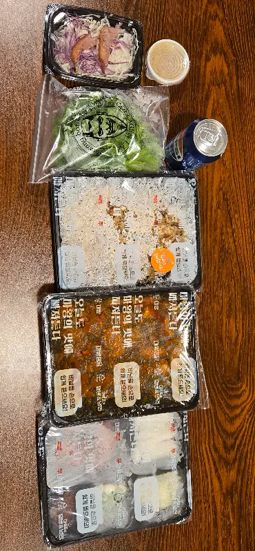 포장된 족발 세트