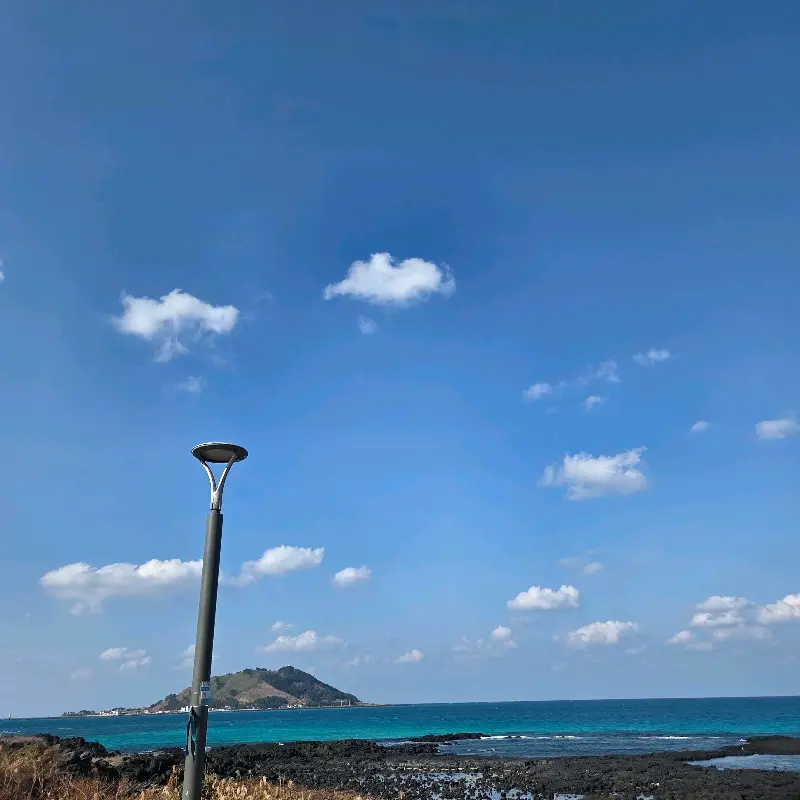 카페 내부 테이블