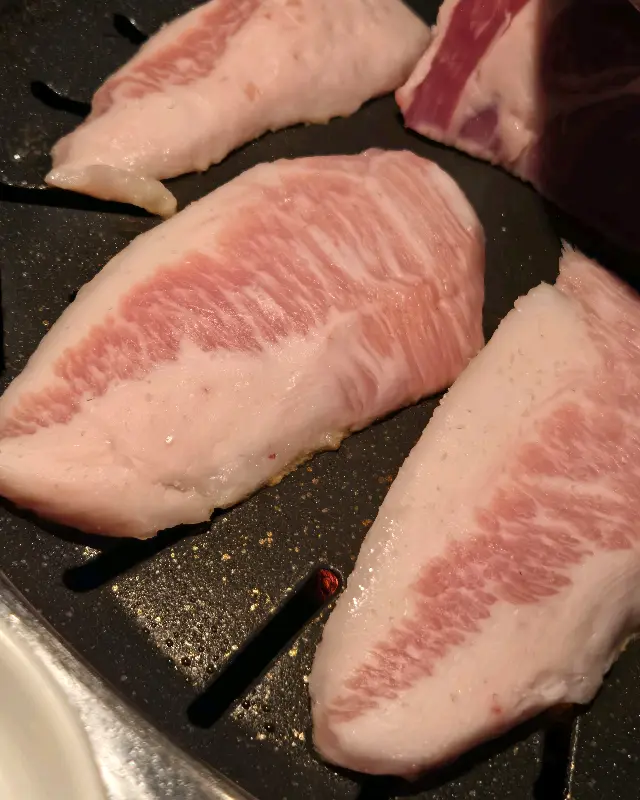 미친 비주얼의 삼겹살