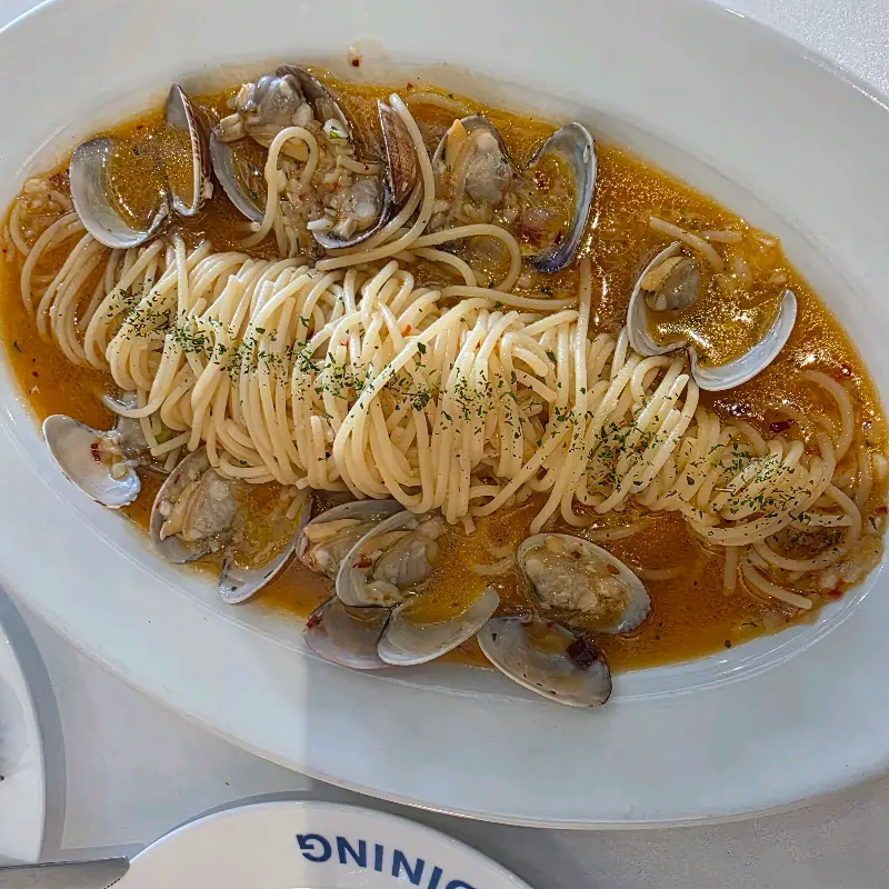 깔끔한 테이블 세팅