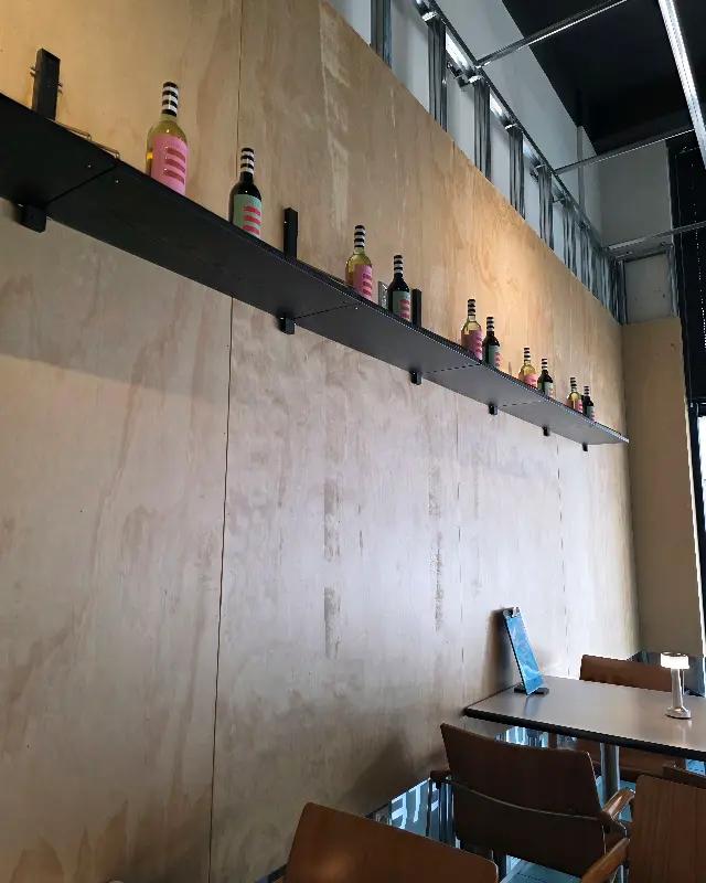 투파인더피터 내부 인테리어