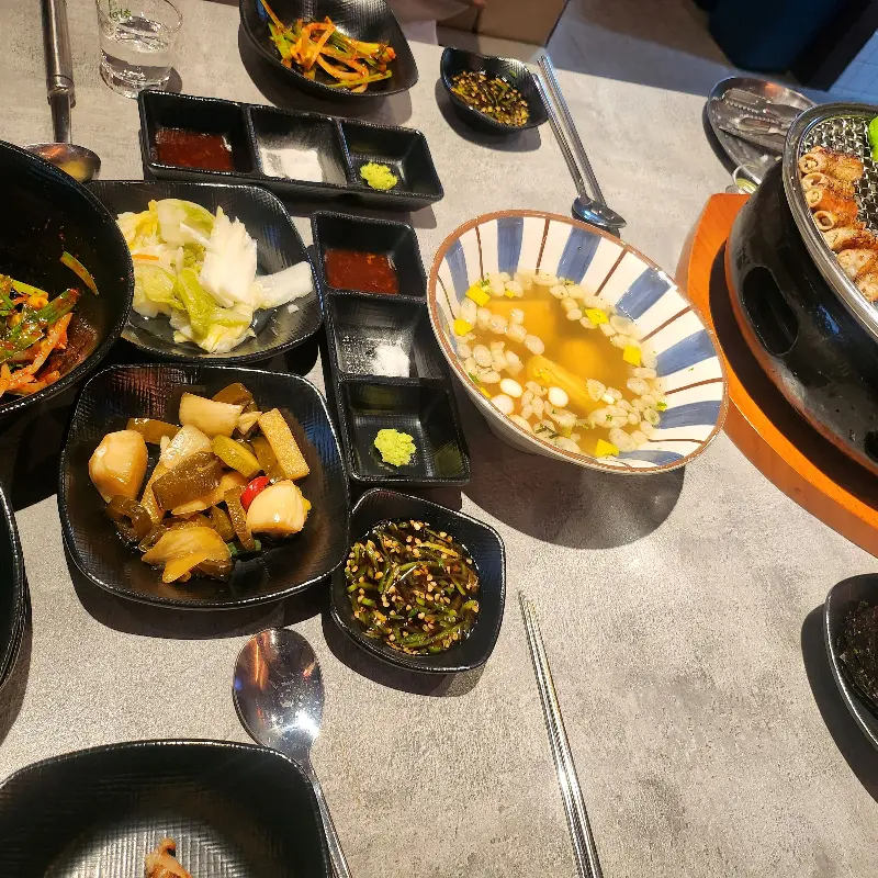 푸짐한 한 상 차림, 보기만 해도 배불러!