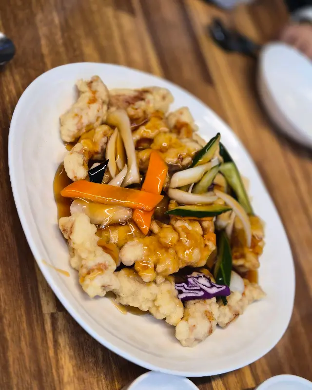 윤기가 흐르는 탕수육