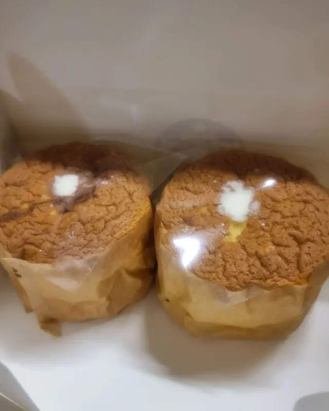 두 개의 컵케이크