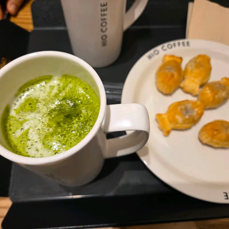 말차크림라떼와 디저트