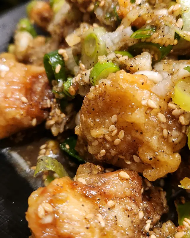 간장파닭 치킨 근접샷