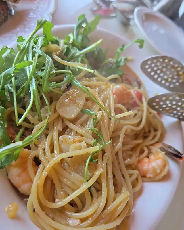 꾸덕꾸덕한 맥앤치즈 파스타