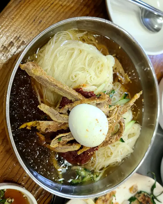 시원한 밀면